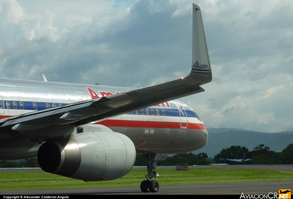 N604AA - Boeing 757-223 - American Airlines