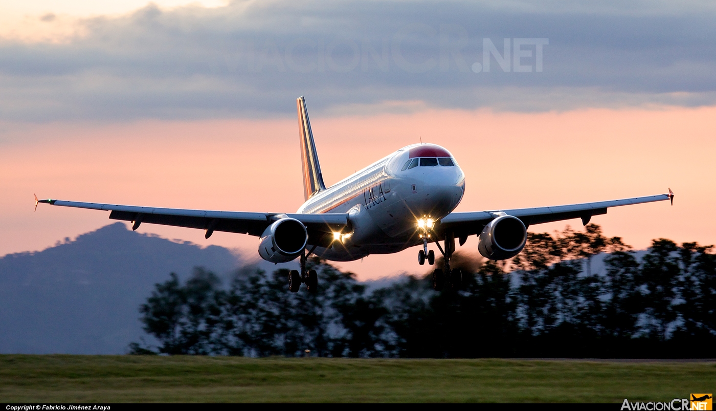 N493TA - Airbus A320-233 - TACA