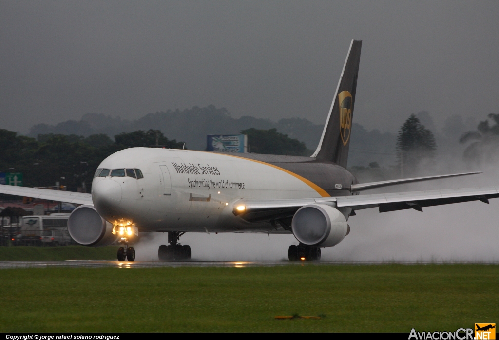 N339UP - Boeing 767-34AF/ER - UPS - United Parcel Service