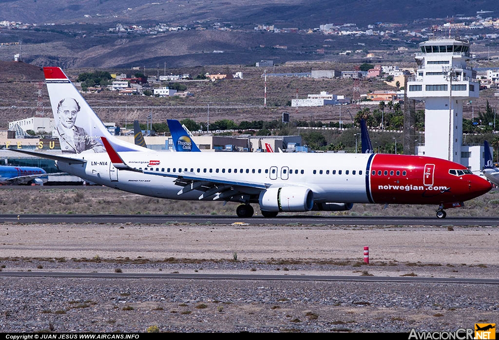 LN-NIA - Boeing 737-8JP - Norwegian Air Shuttle