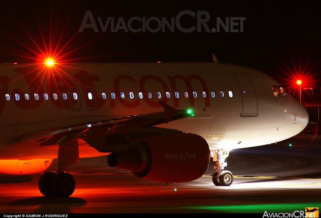 G-EZWA - Airbus A320-214 - EasyJet