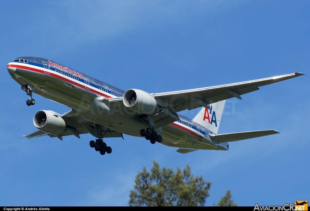 N772AN - Boeing 777-223/ER - American Airlines