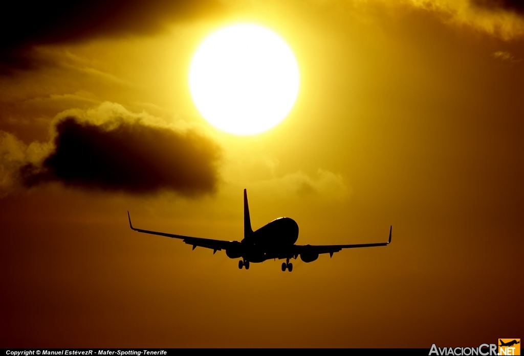 D-AXLD - Boeing 737-8FH - XL Airways