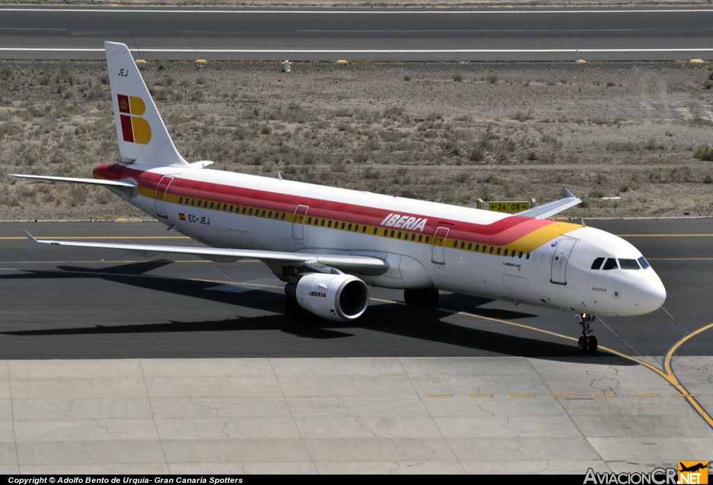 EC-JEJ - Airbus A321-211 - Iberia