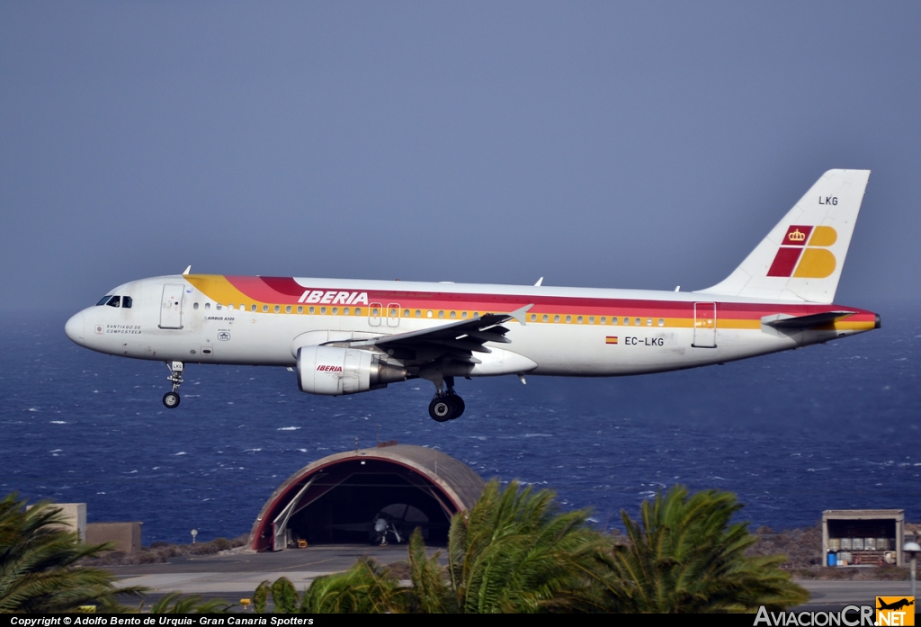 EC-LKG - Airbus A320-214 - Iberia
