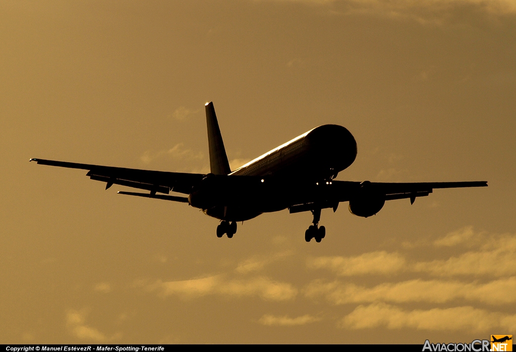 EC-ISY - Boeing 757-256 - Privilege Style