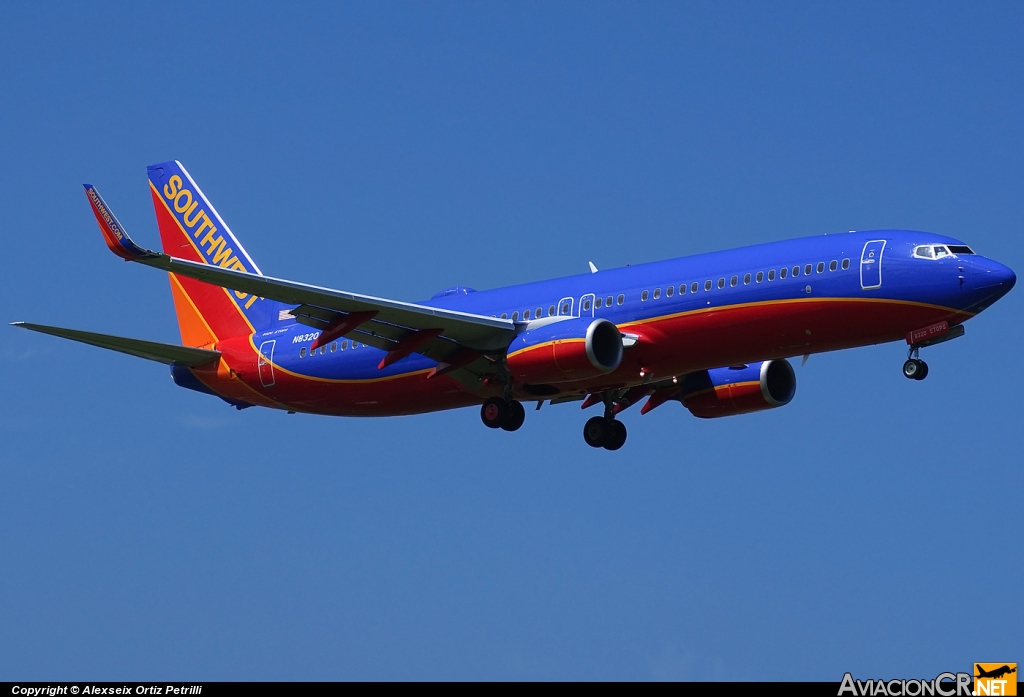 N8320J - Boeing 737-8H4 - Southwest Airlines