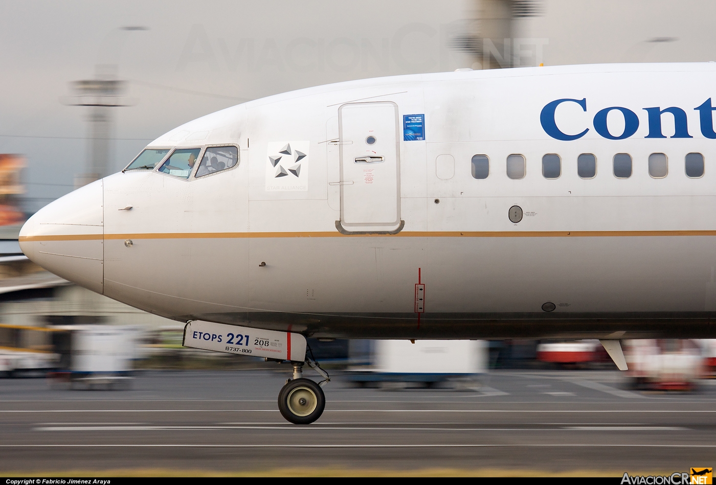 N12221 - Boeing 737-824 - Continental Airlines