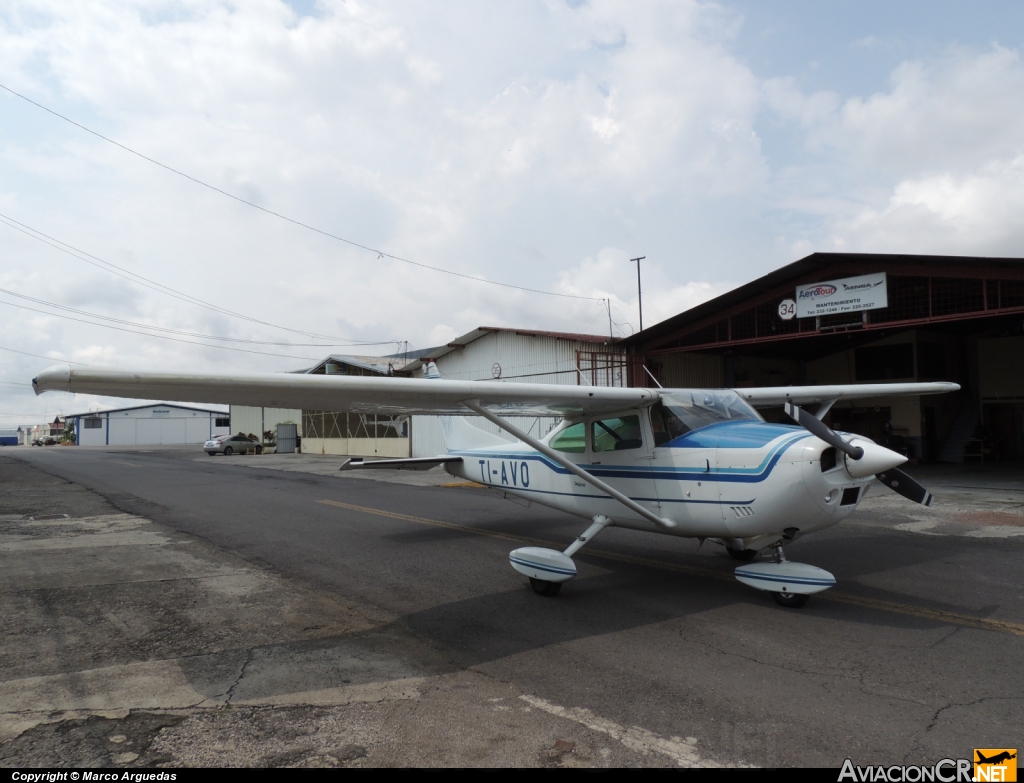 TI-AVO - Cessna 182P Skylane - Aerotour