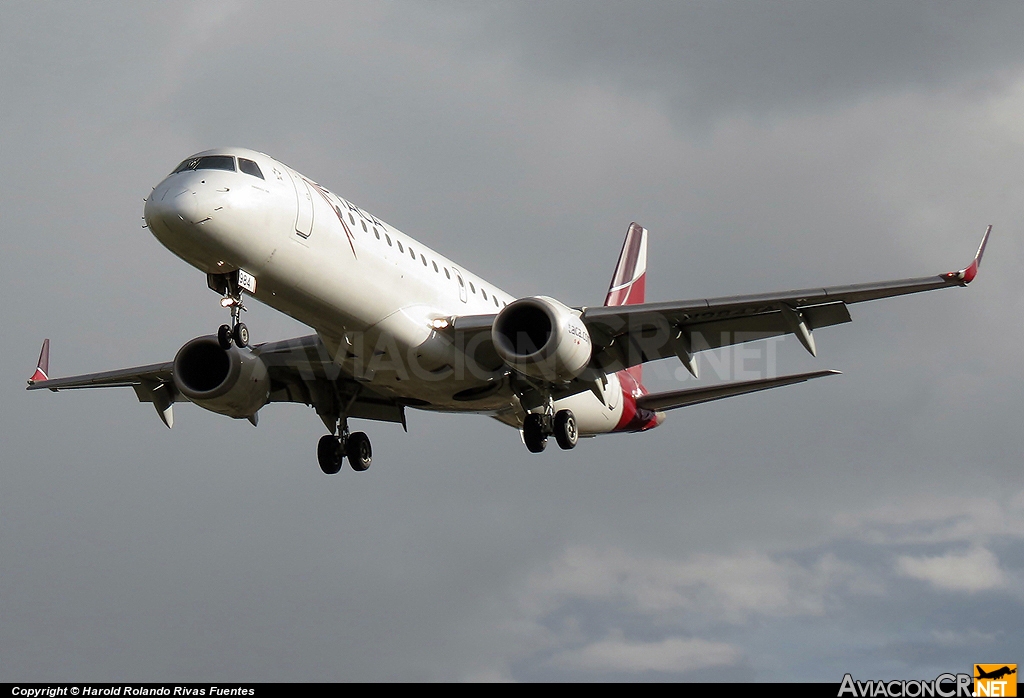 N984TA - Embraer 190-100IGW - TACA