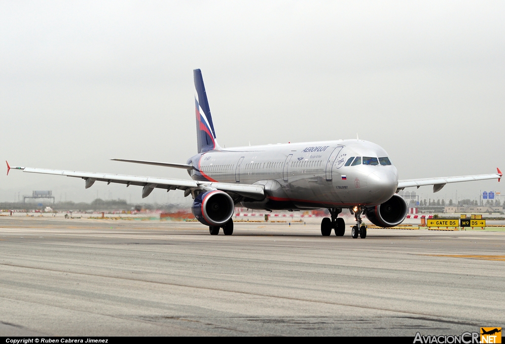 VQ-BEG - Airbus A321-211 - Aeroflot