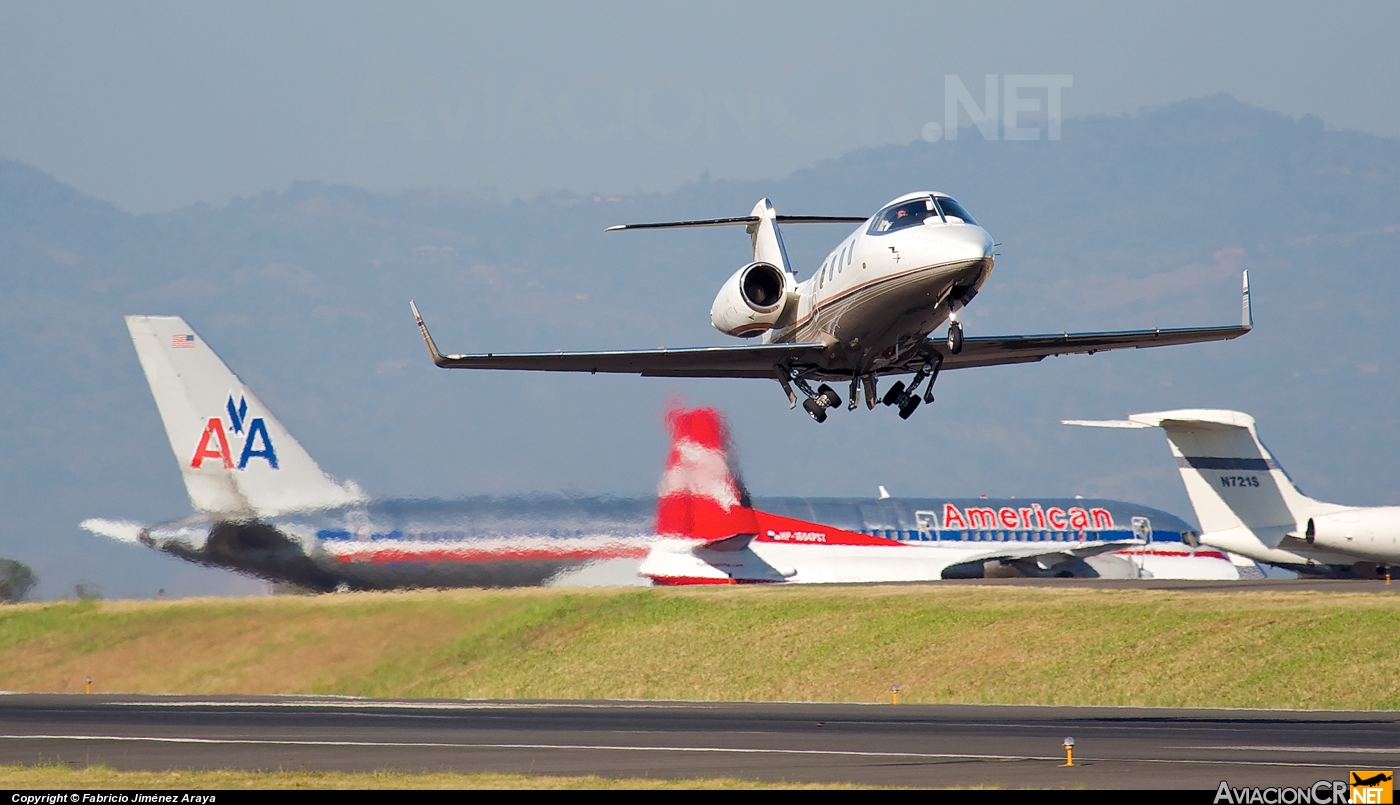 N73GP - Gates Learjet 55B - Privado