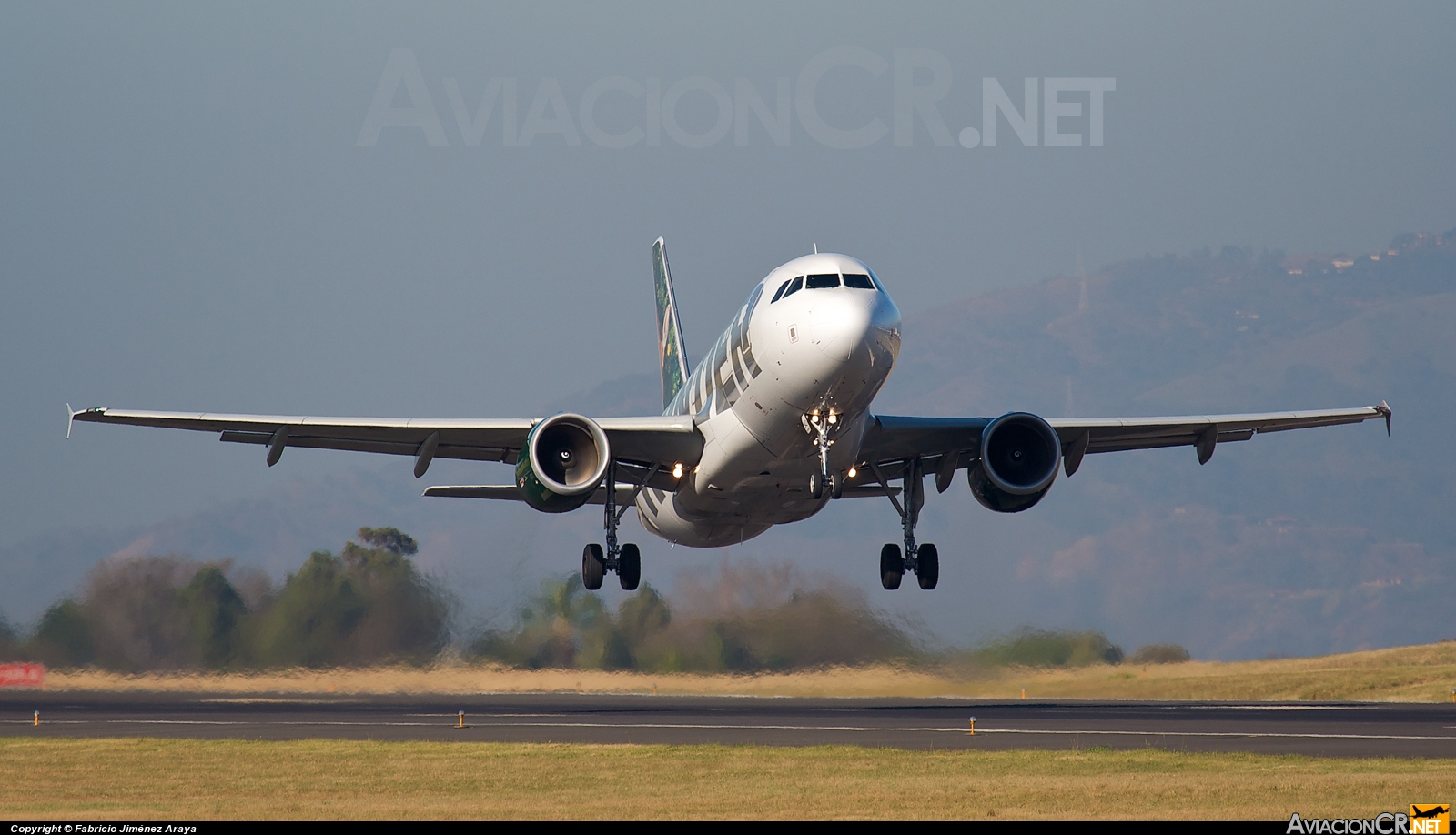 N943FR - Airbus A319-112 - Frontier Airlines