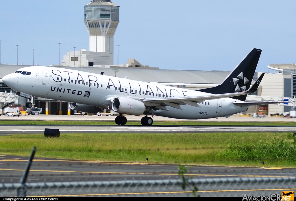 N26210 - Boeing 737-824 - United (Continental Airlines)