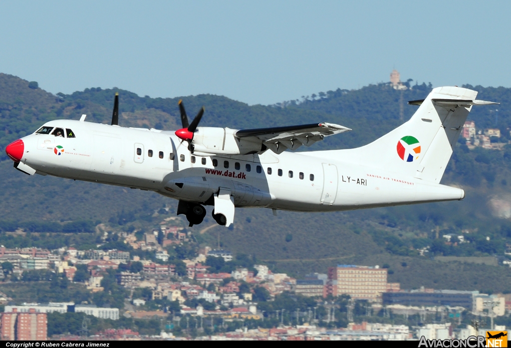 LY-ARI - ATR ATR-42-300 - Danish Air Transport