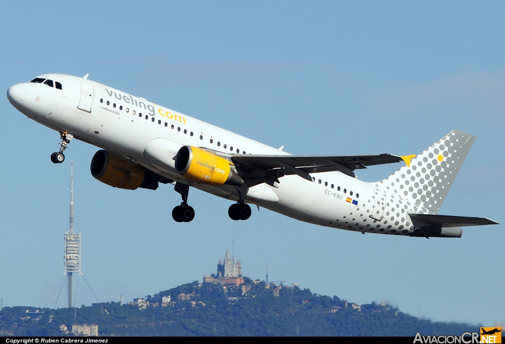 EC-KBU - Airbus A320-214 - Vueling