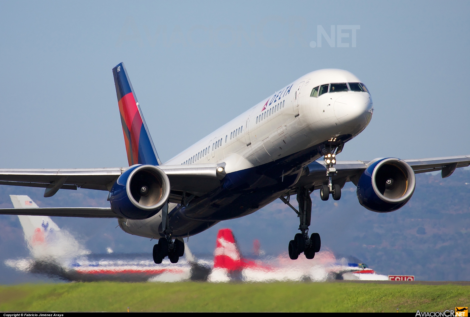 N692DL - Boeing 757-232 - Delta Air Lines