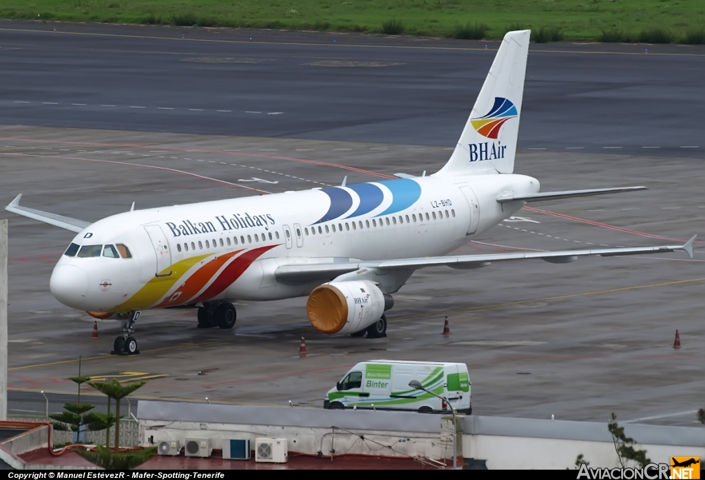 LZ-BHD - Airbus A320-211 - Balkan Holidays