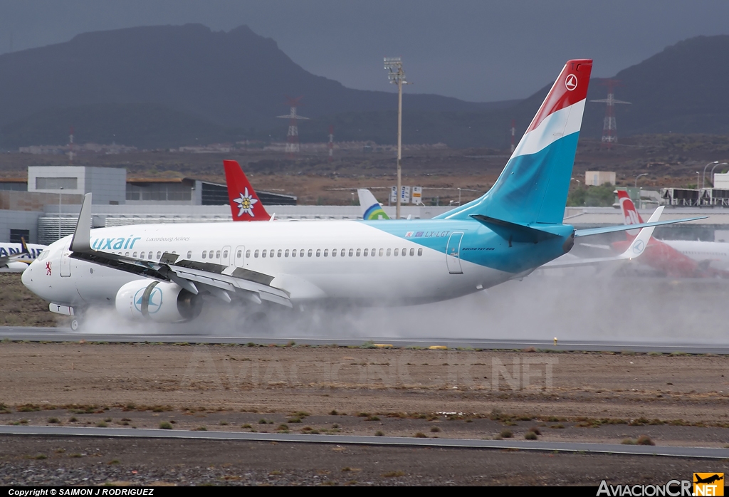 LX-LGT - Boeing 737-8K5 - LUXAIR