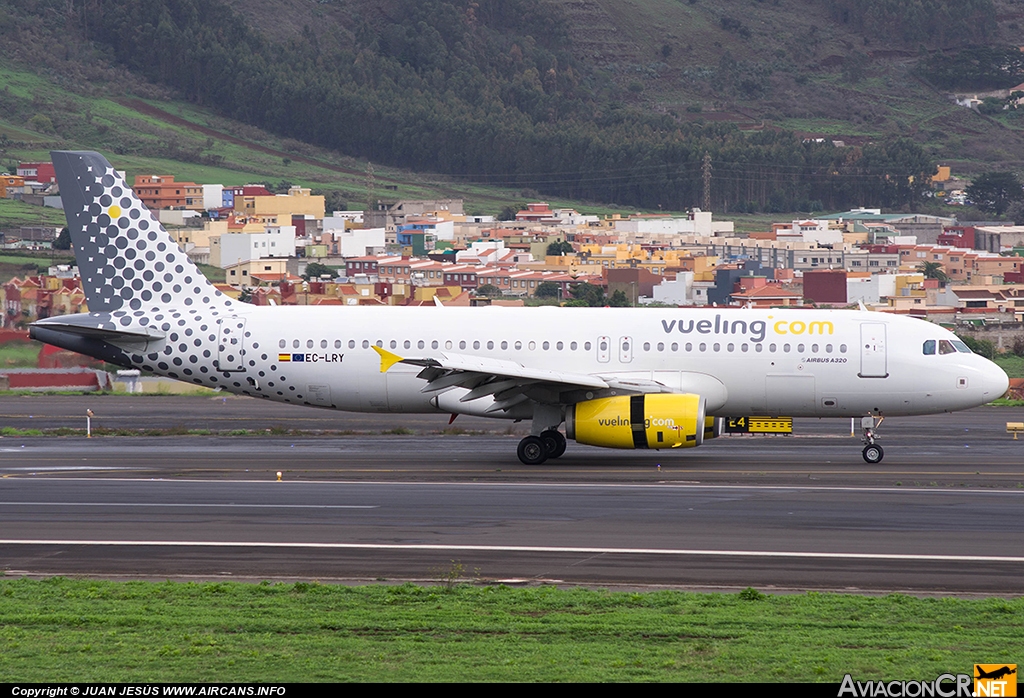 EC-LRY - Airbus A320-232 - Vueling