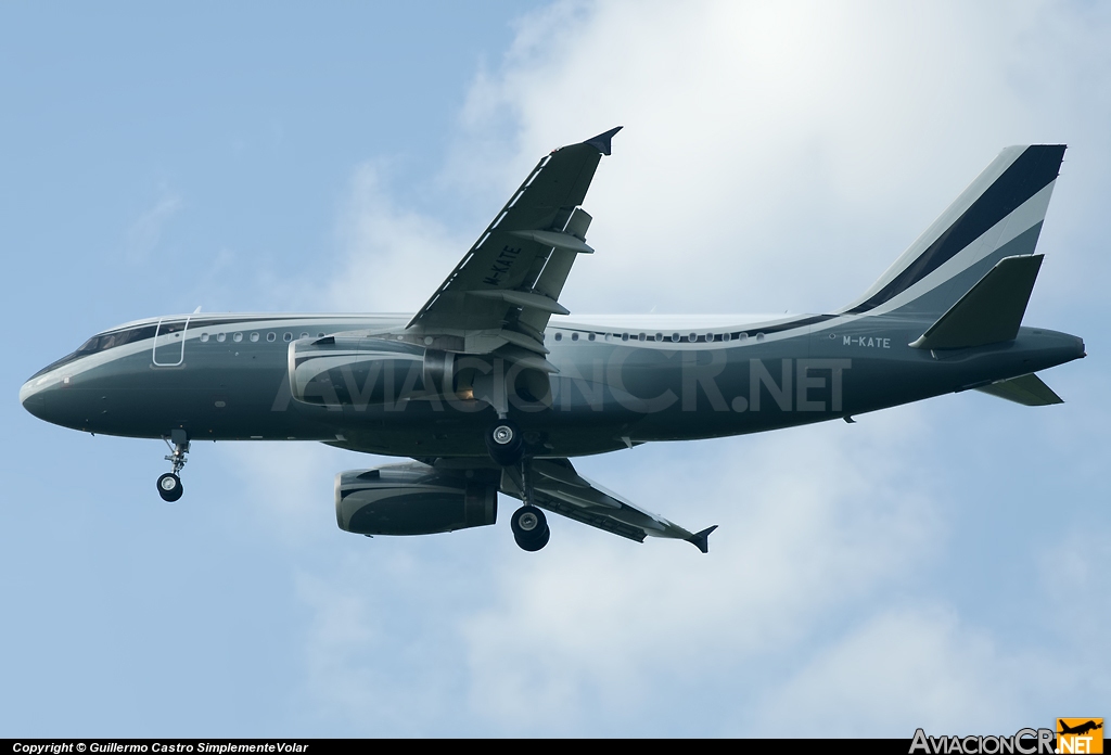 M-KATE - Airbus A319-133X CJ - Privado