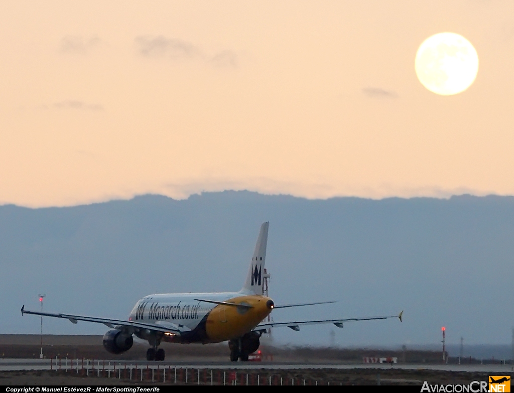 G-MONX - Airbus A320-212 - Monarch Airlines