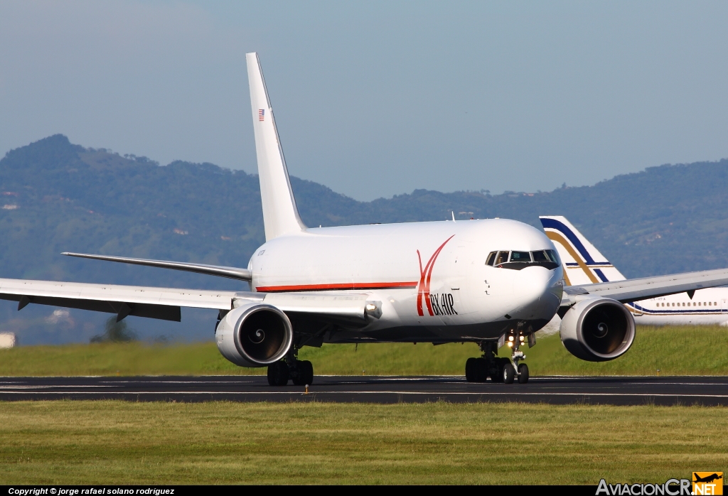 N317CM - Boeing 767-338/ER - ABX Air