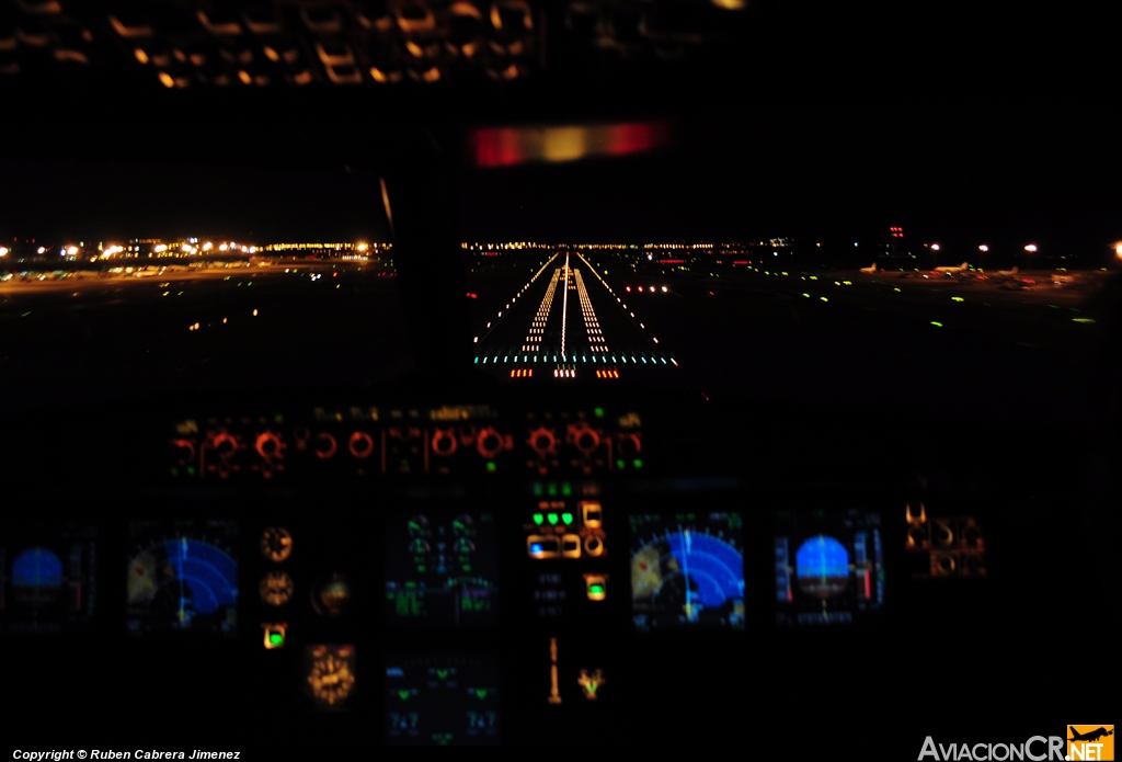 EC-JZI - Airbus A320-214 - Vueling