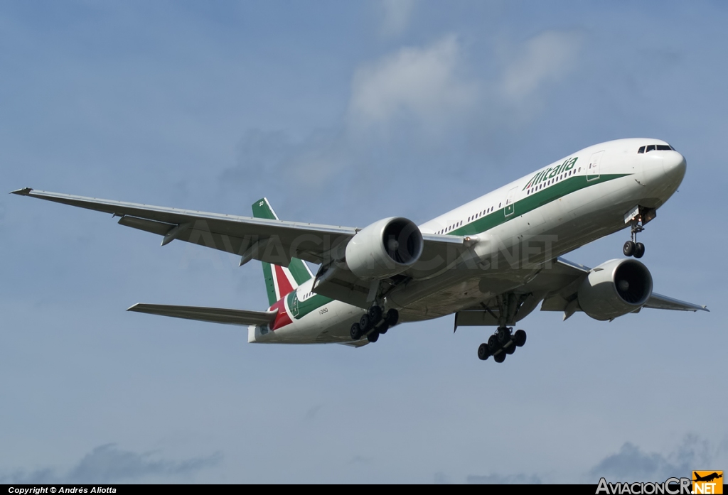 I-DISO - Boeing 777-243/ER - Alitalia