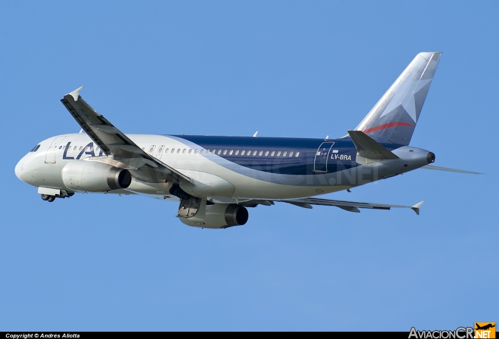 LV-BRA - Airbus A320-233 - LAN Argentina