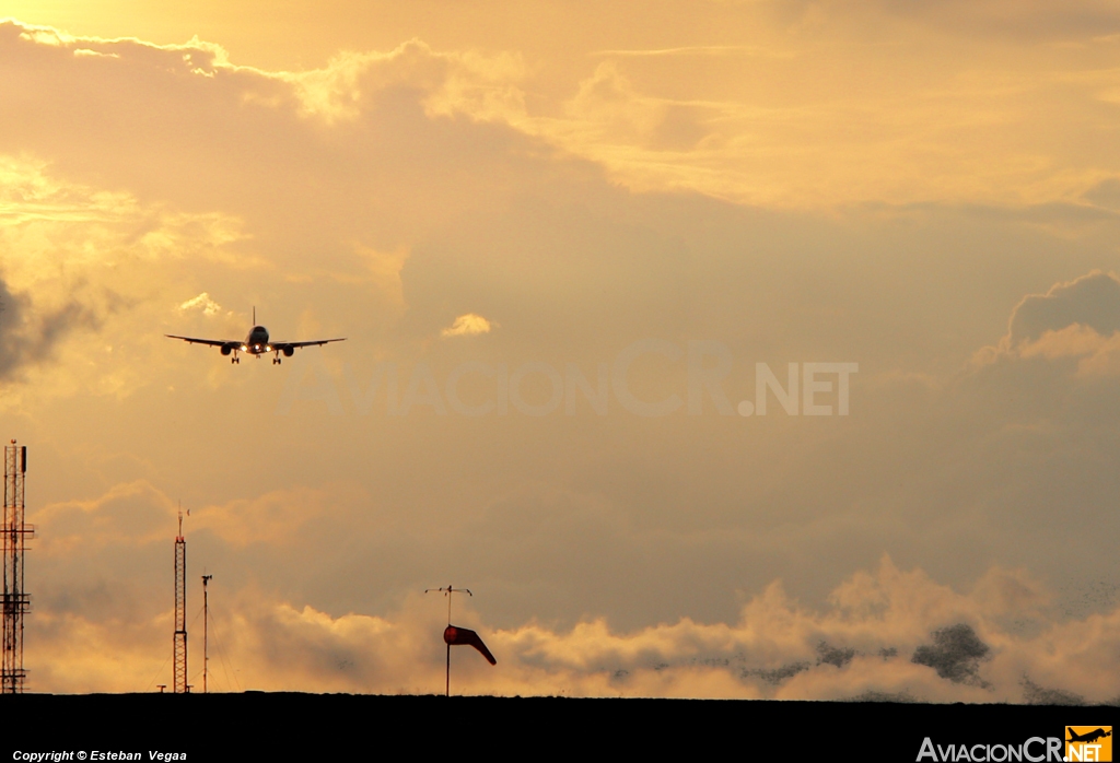 N493TA - Airbus A320-233 - TACA