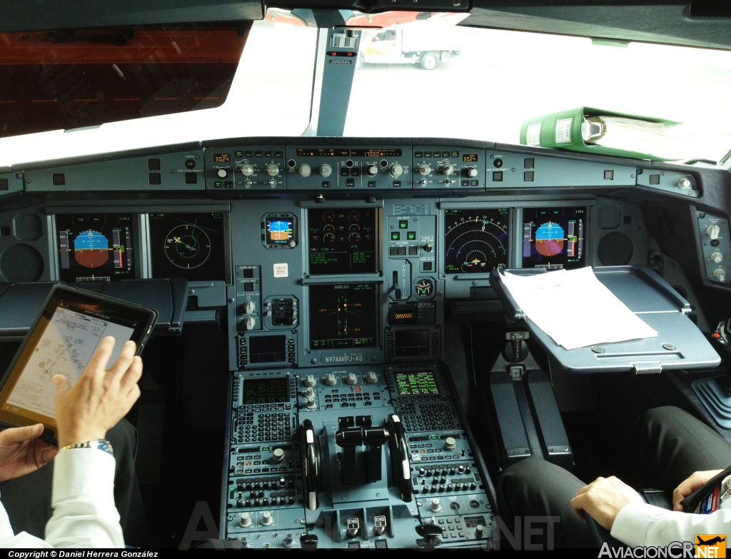 N974AV - Airbus A330-222 - Avianca