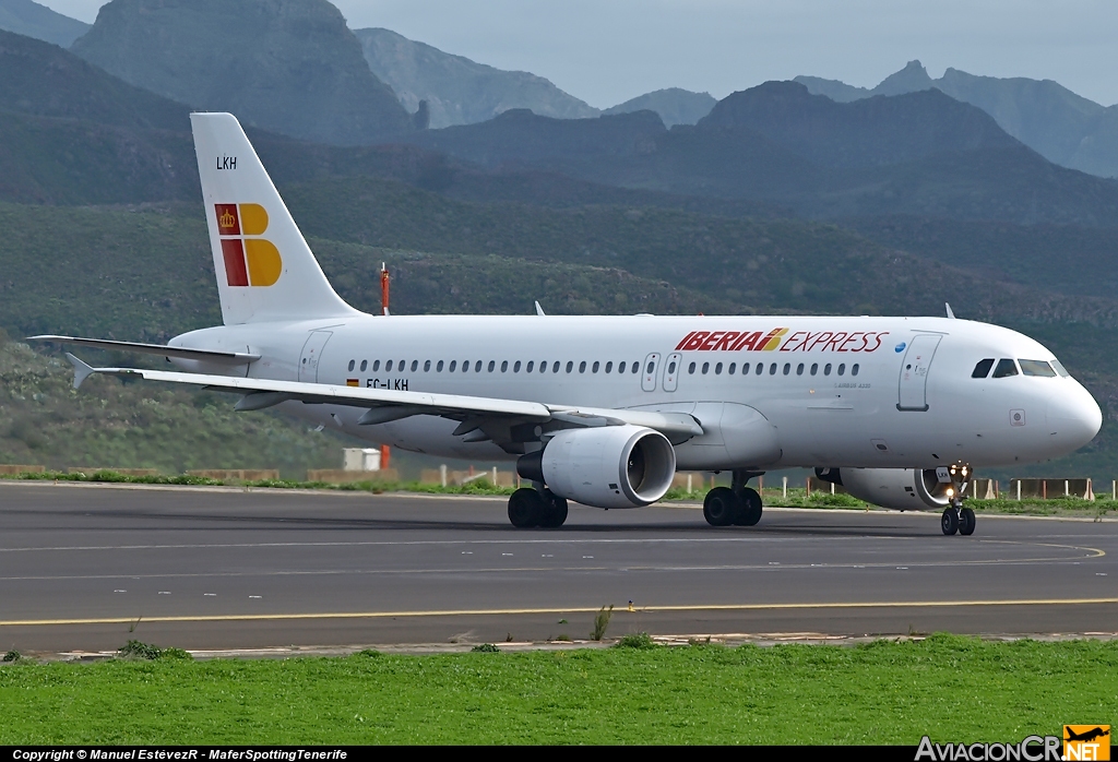 EC-LKH - Airbus A320-214 - Iberia Express