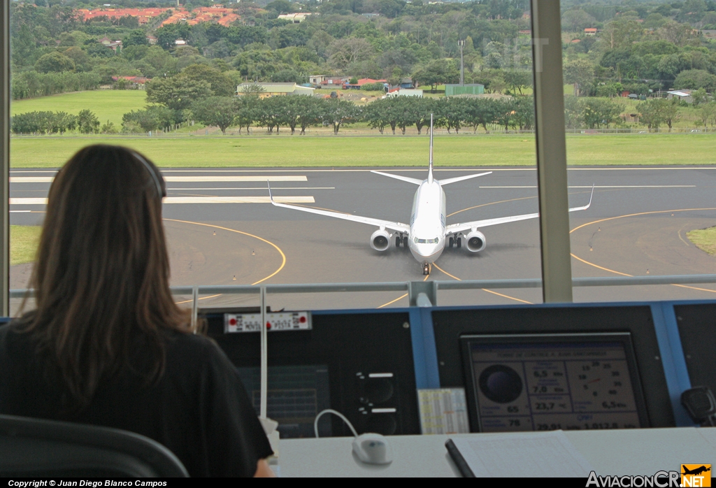  - Torre de control - Aeropuerto