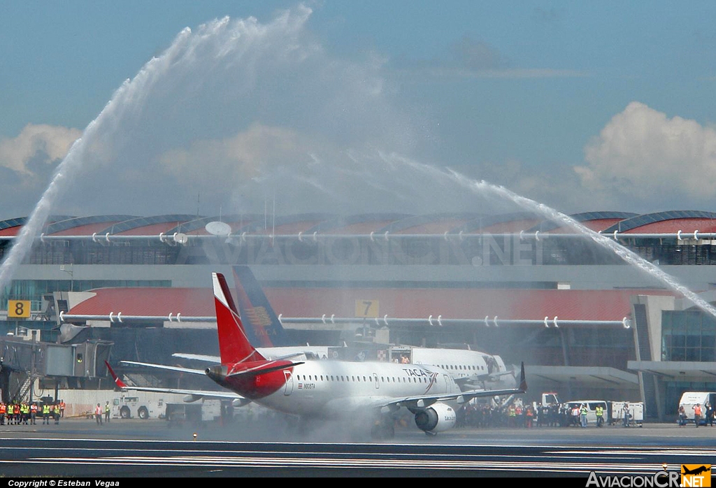 N935TA - Embraer 190-100IGW - TACA