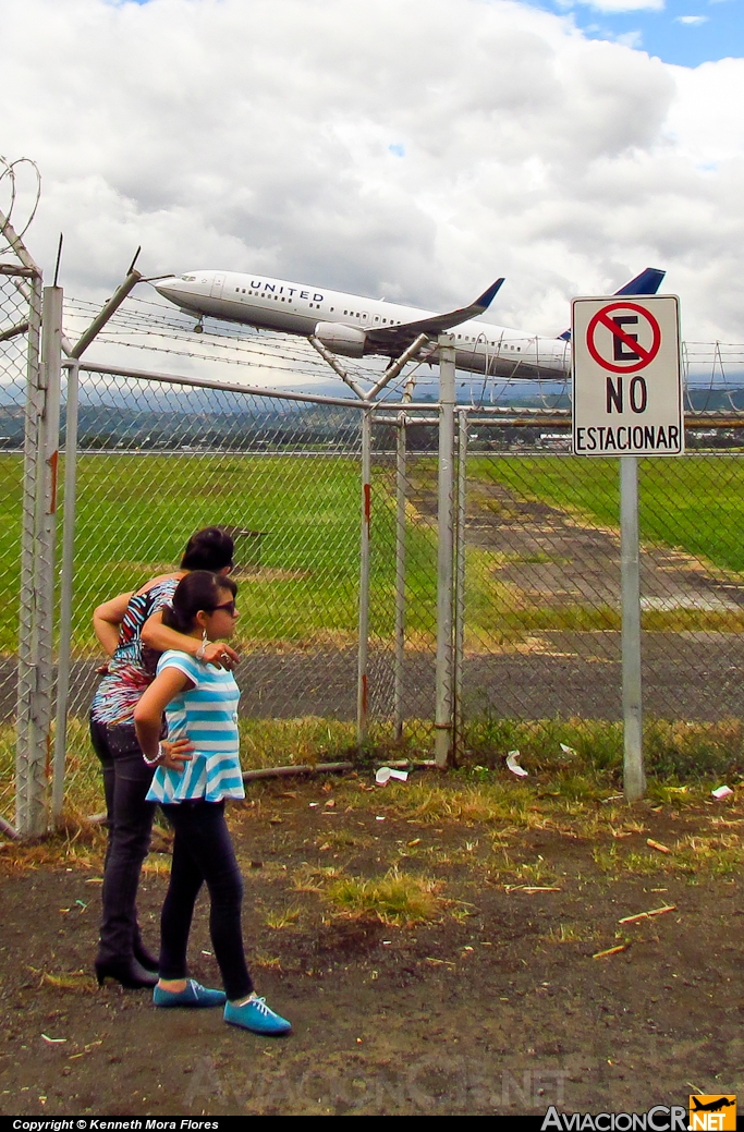 MROC - Aeropuerto - Lugar De Spotteo