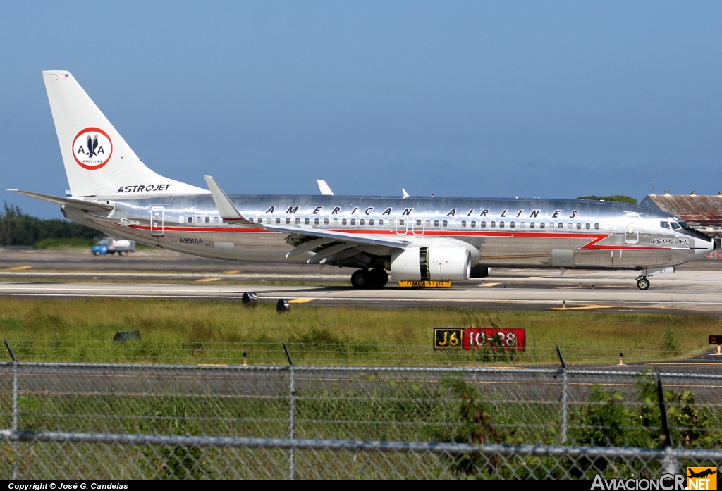 N951AA - Boeing 737-823 - American Airlines