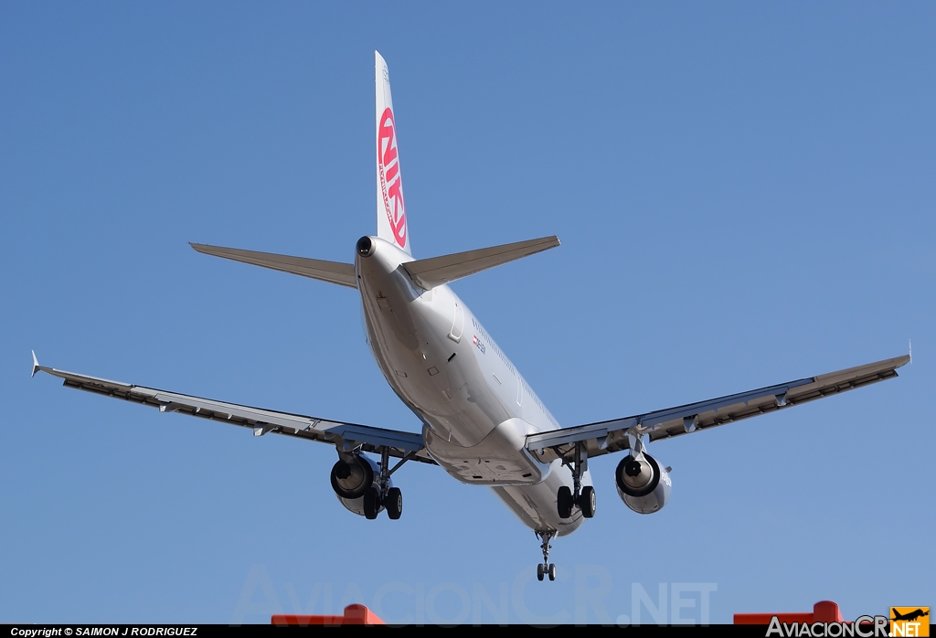 OE-LEW - Airbus A321-211 - NIKI