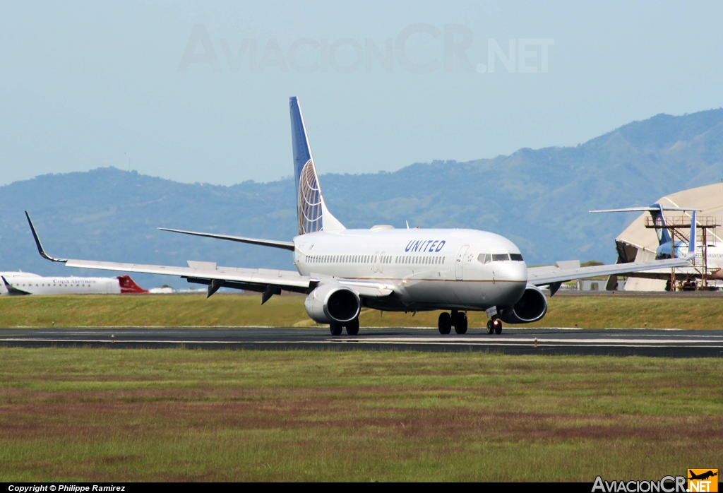 N38257 - Boeing 737-824 - United (Continental Airlines)