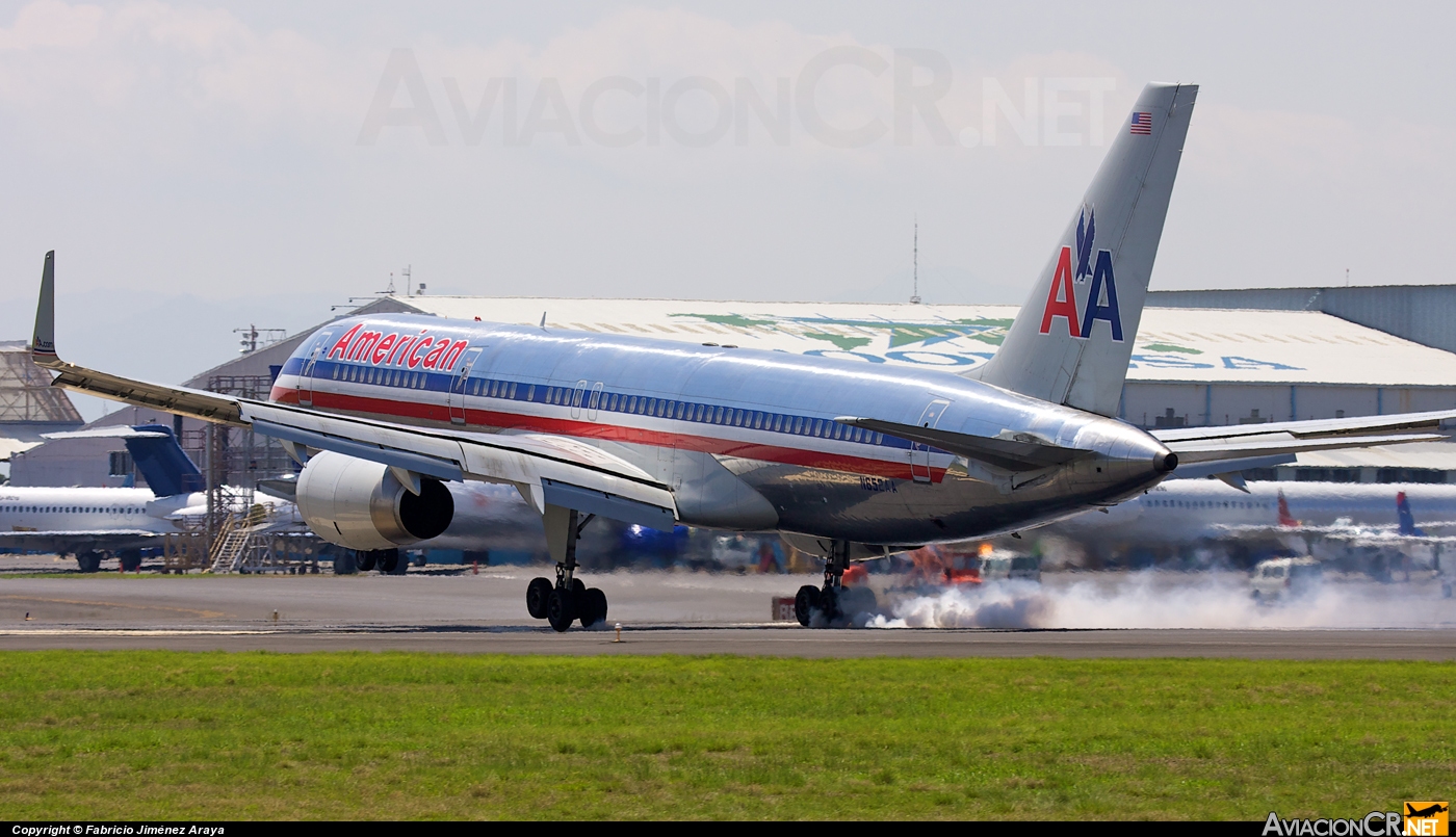 N652AA - Boeing 757-223 - American Airlines