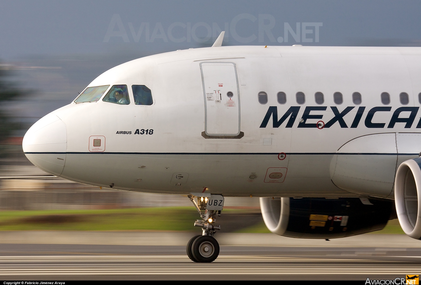 XA-UBZ - Airbus A318-111 - Mexicana