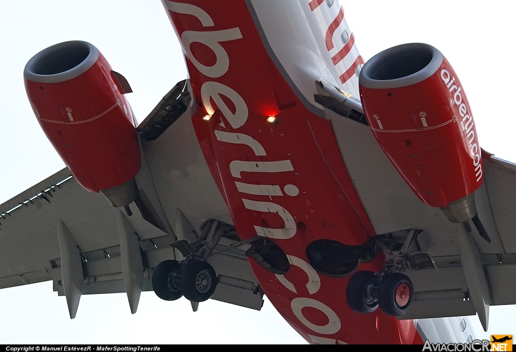 D-ABKP - Boeing 737-86J - Air Berlin