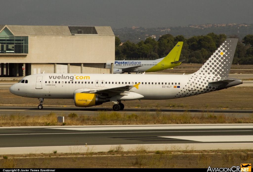 EC-KLT - Airbus A320-216 - Vueling