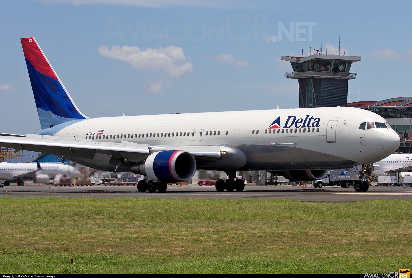 N1603 - Boeing 767-332/ER - Delta Air Lines