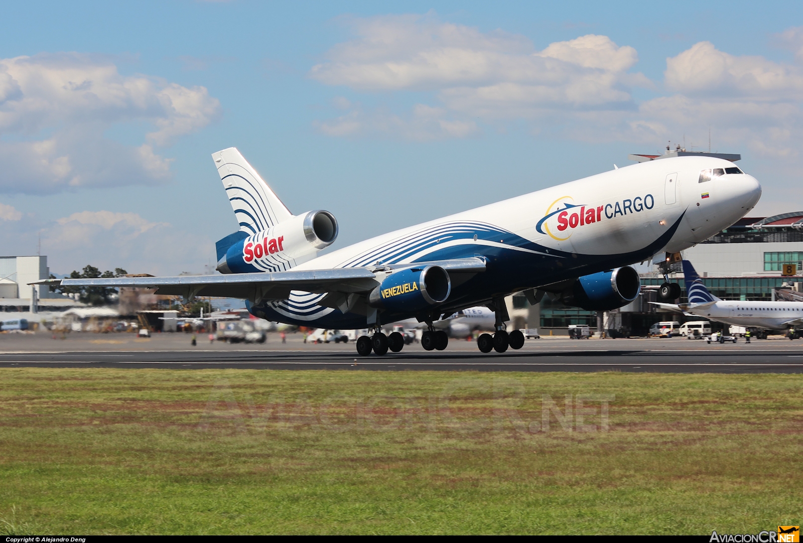 YV524T - McDonnell Douglas DC-10-30F - Solar Cargo