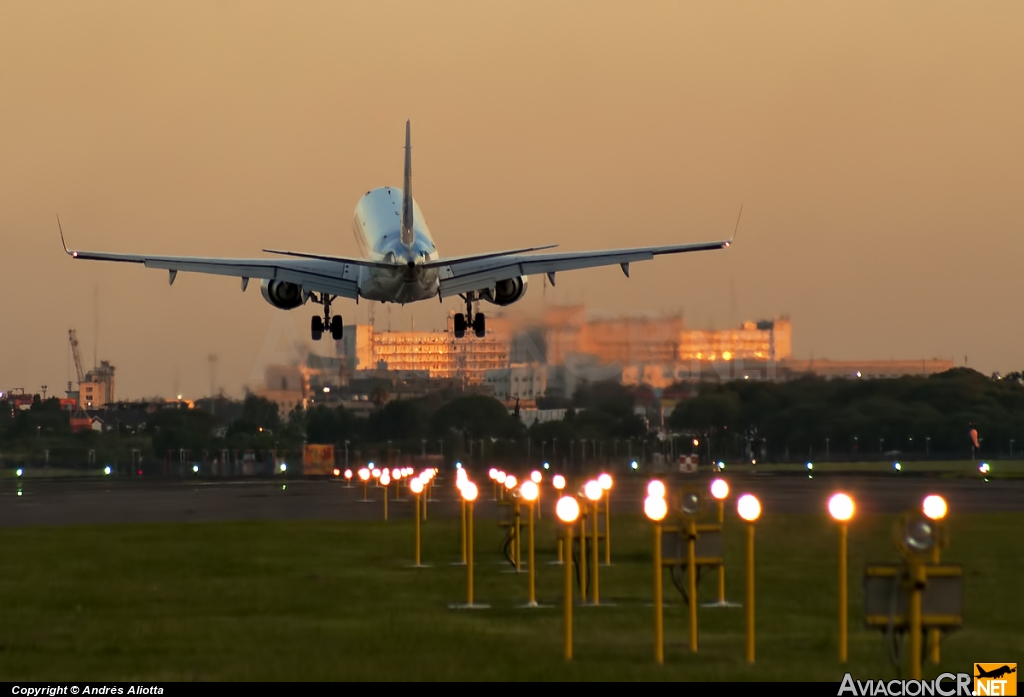 LV-CIE - Embraer 190-100IGW - Austral Líneas Aéreas
