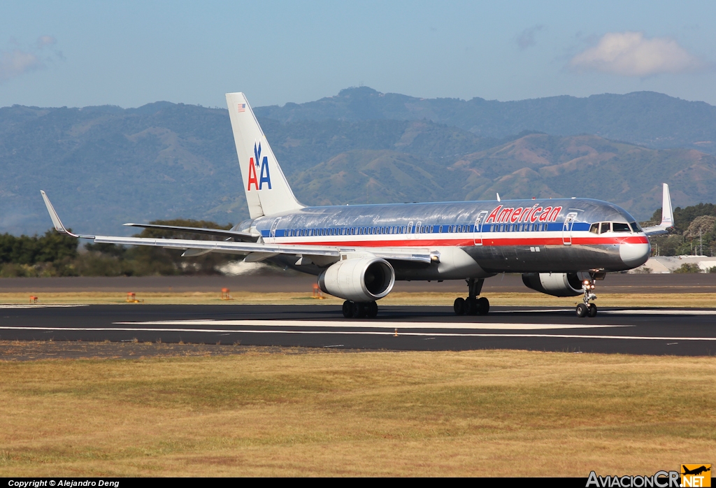 N639AA - Boeing 757-223 - American Airlines