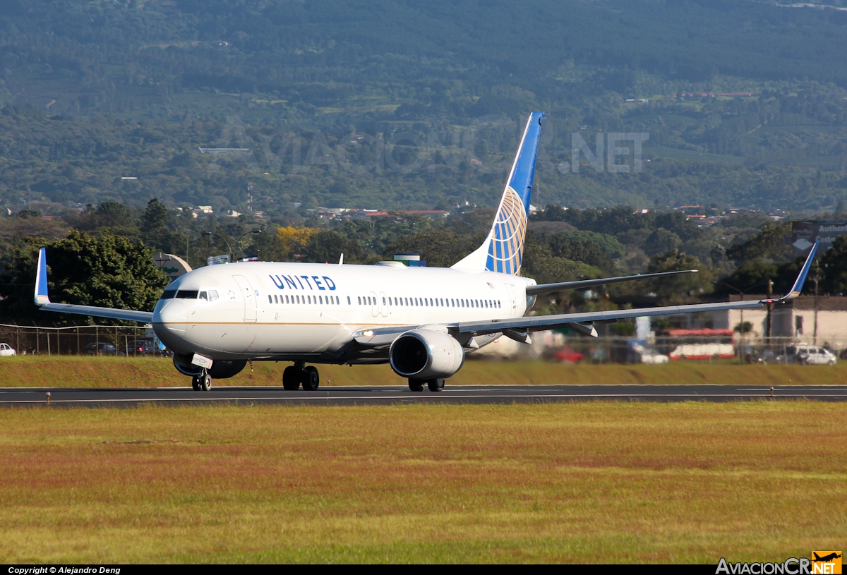 N14228 - Boeing 737-824 - United Airlines