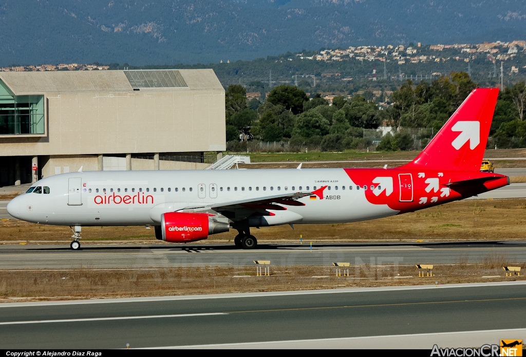 D-ABDB - Airbus A320-214 - Air Berlin