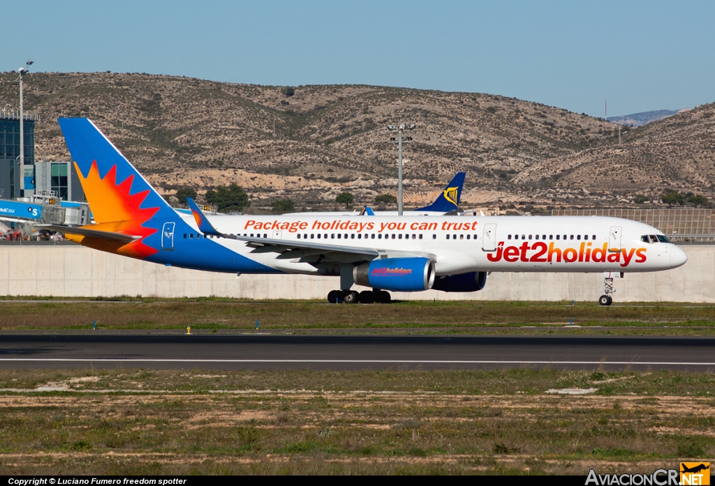 G-LSAK - Boeing 757-23N - Jet2.com